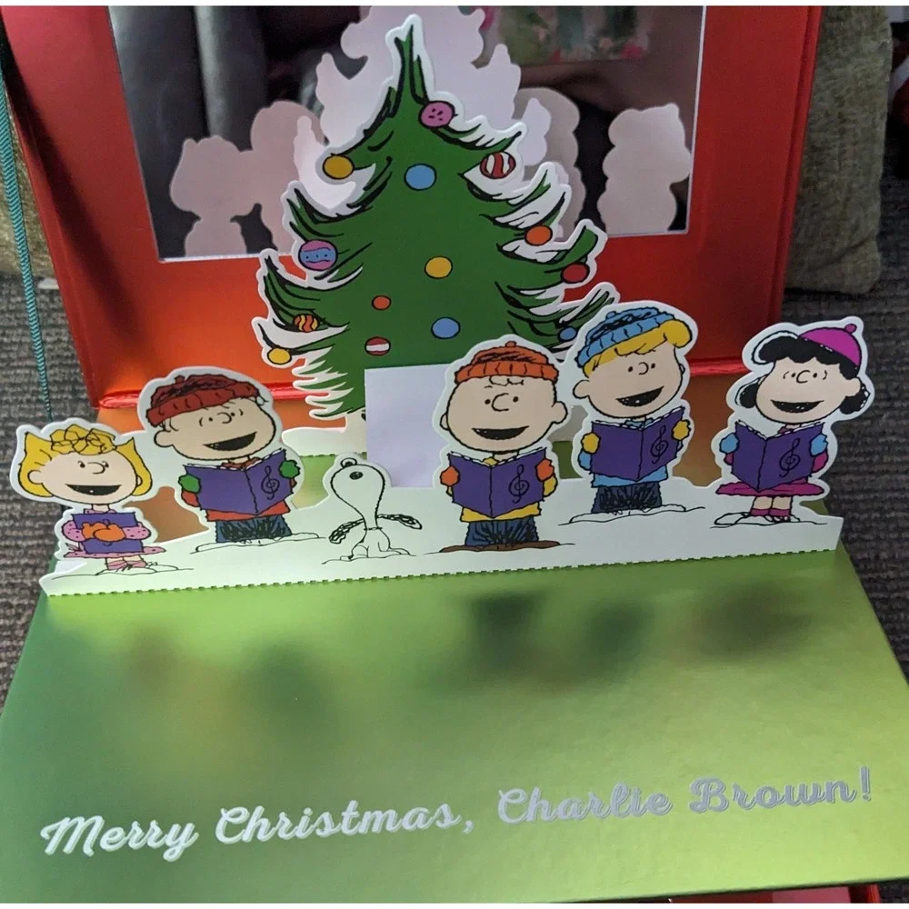 Profusion Cosmetics Peanuts Merry Christmas Charlie Brown Make Up Vanity‎ Set